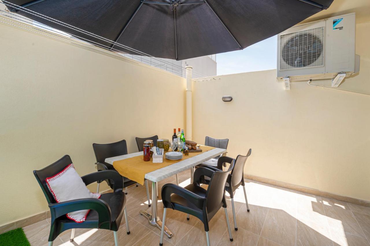 Summer Breeze 3 Bedroom Family Maisonette With Sunny Terrace In Mellieha - By Getawaysmalta 外观 照片
