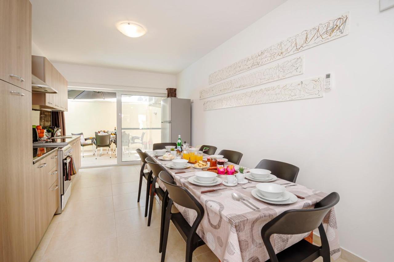 Summer Breeze 3 Bedroom Family Maisonette With Sunny Terrace In Mellieha - By Getawaysmalta 外观 照片
