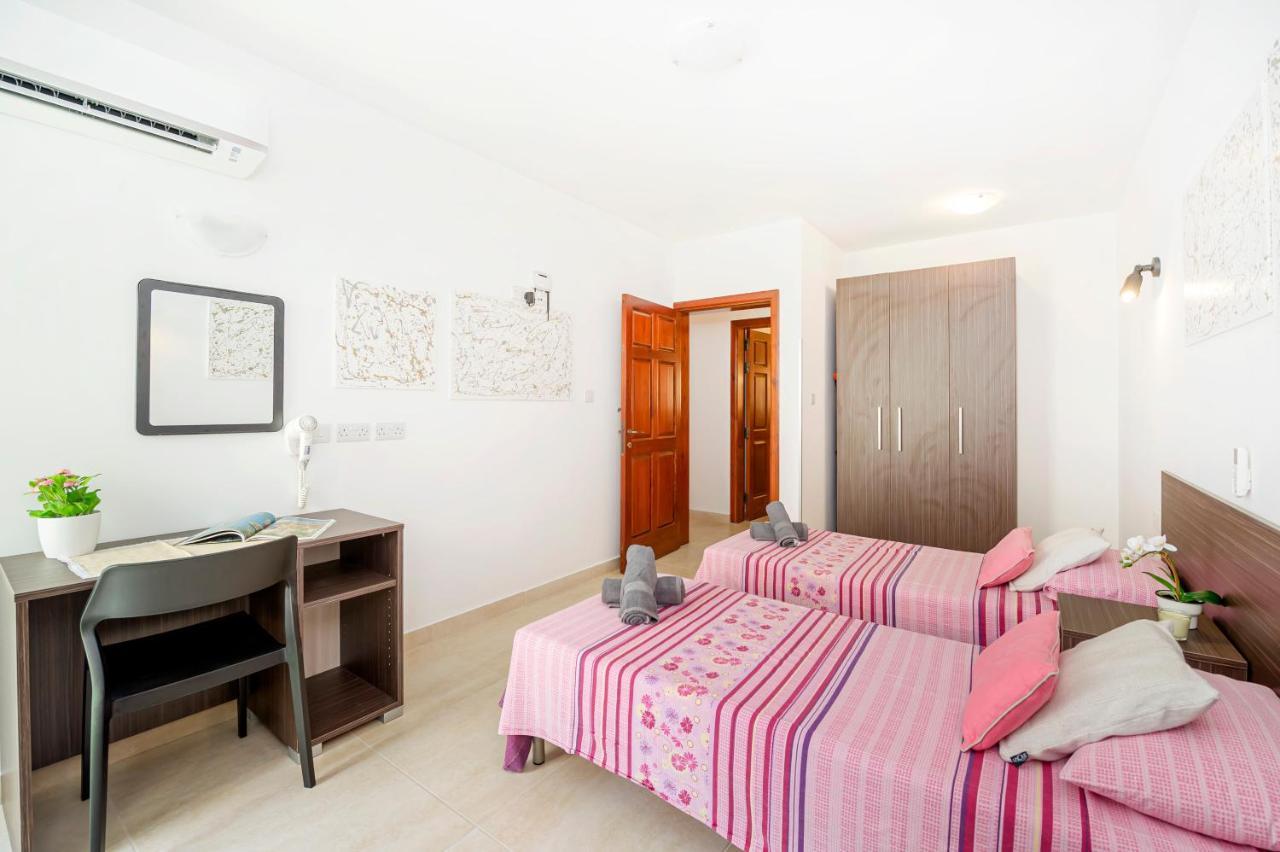 Summer Breeze 3 Bedroom Family Maisonette With Sunny Terrace In Mellieha - By Getawaysmalta 外观 照片