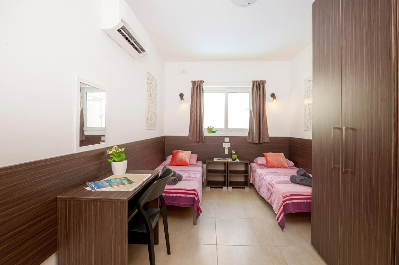 Summer Breeze 3 Bedroom Family Maisonette With Sunny Terrace In Mellieha - By Getawaysmalta 外观 照片