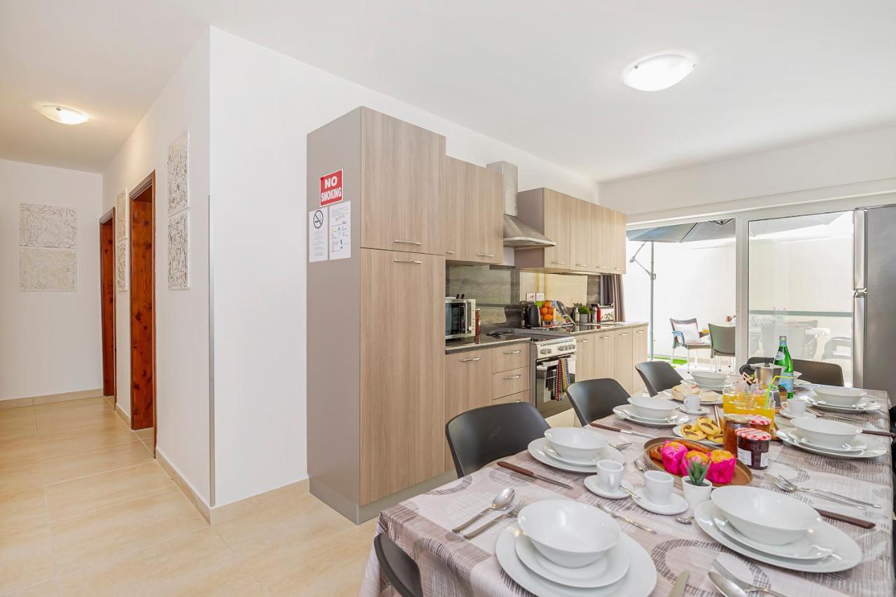 Summer Breeze 3 Bedroom Family Maisonette With Sunny Terrace In Mellieha - By Getawaysmalta 外观 照片