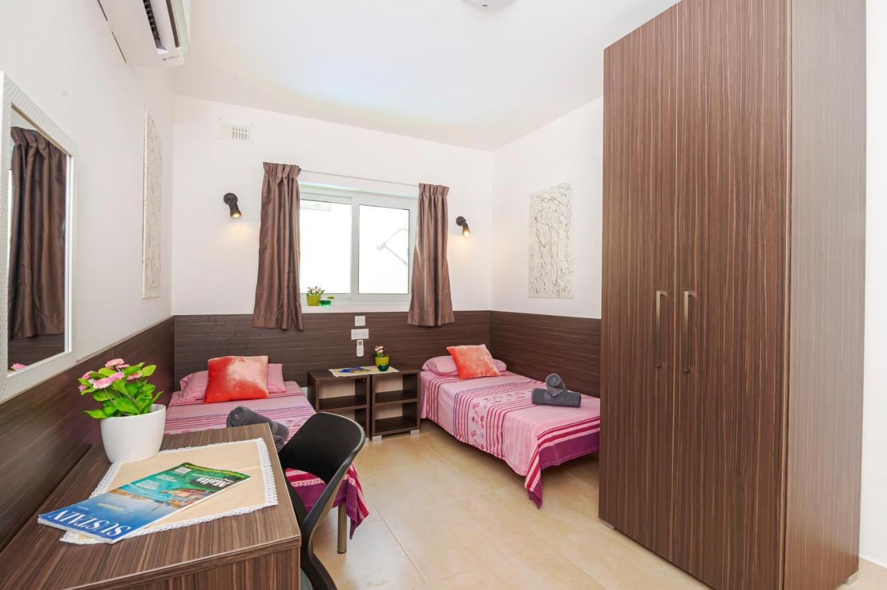 Summer Breeze 3 Bedroom Family Maisonette With Sunny Terrace In Mellieha - By Getawaysmalta 外观 照片
